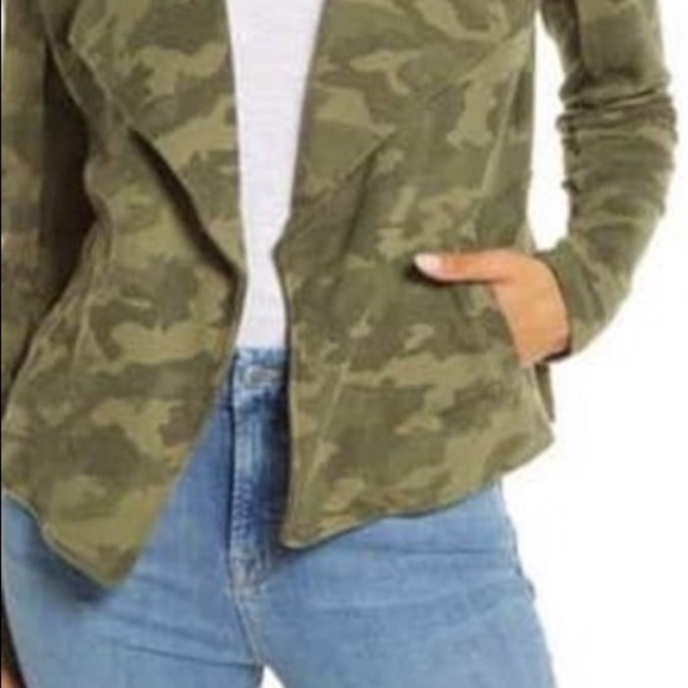 LARGE REMAINING CASLON CAMO PRINT SOFT BLAZER NWT - Picture 3 of 3